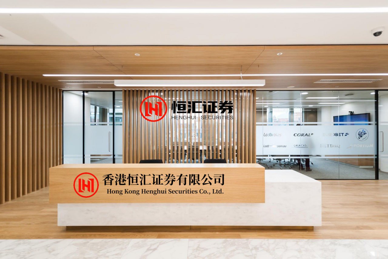 百股顺配资 最新！印航空难首份调查报告：坠机前一刻两台发动机燃料供应被切断，语音记录公布飞行员谈话细节......